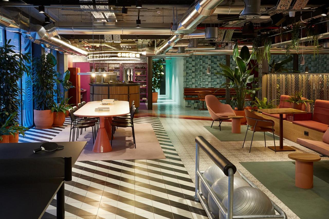 The Social Hub Madrid Hotel Bagian luar foto